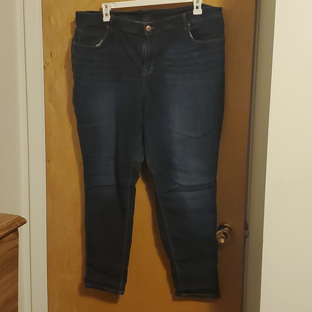 Dark wash high rise skinny jeans